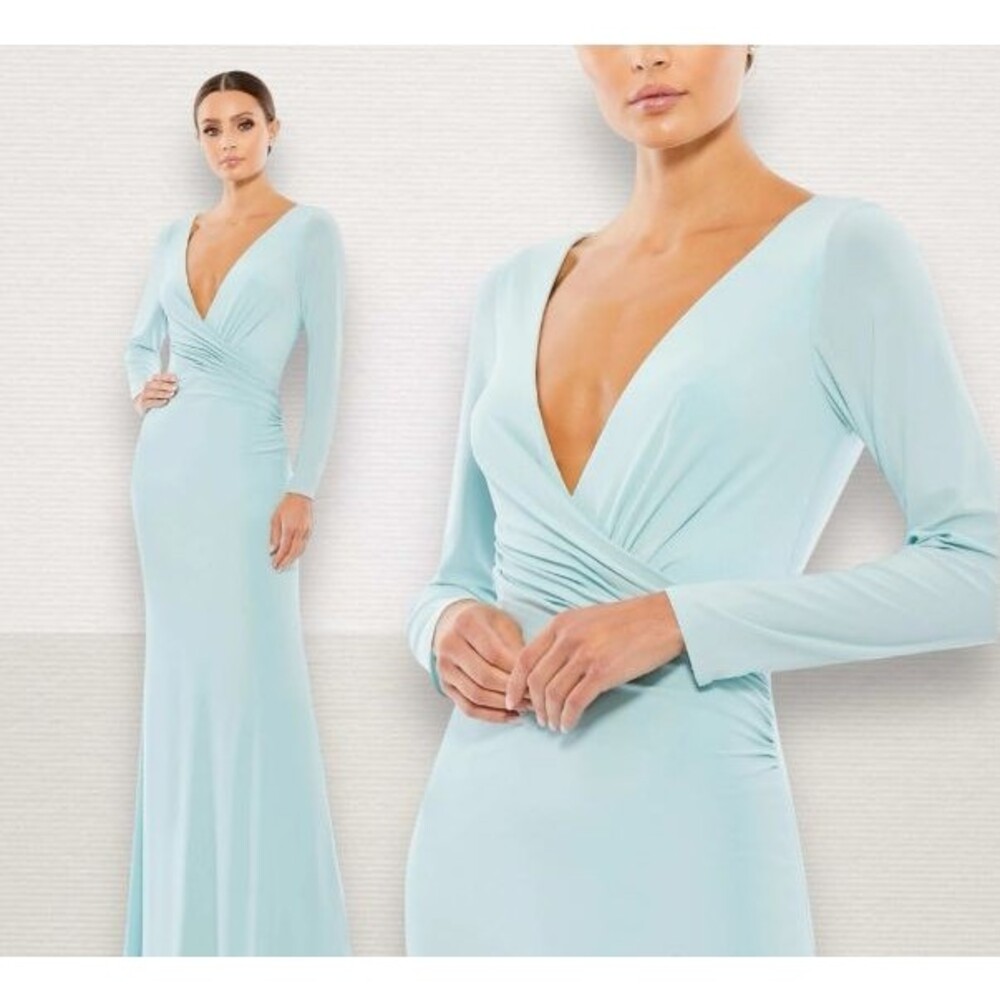 Mac Duggal Ieena 26573 Long Sleeve Ruched V-Neck Gown Light Blue Size 4 **READ